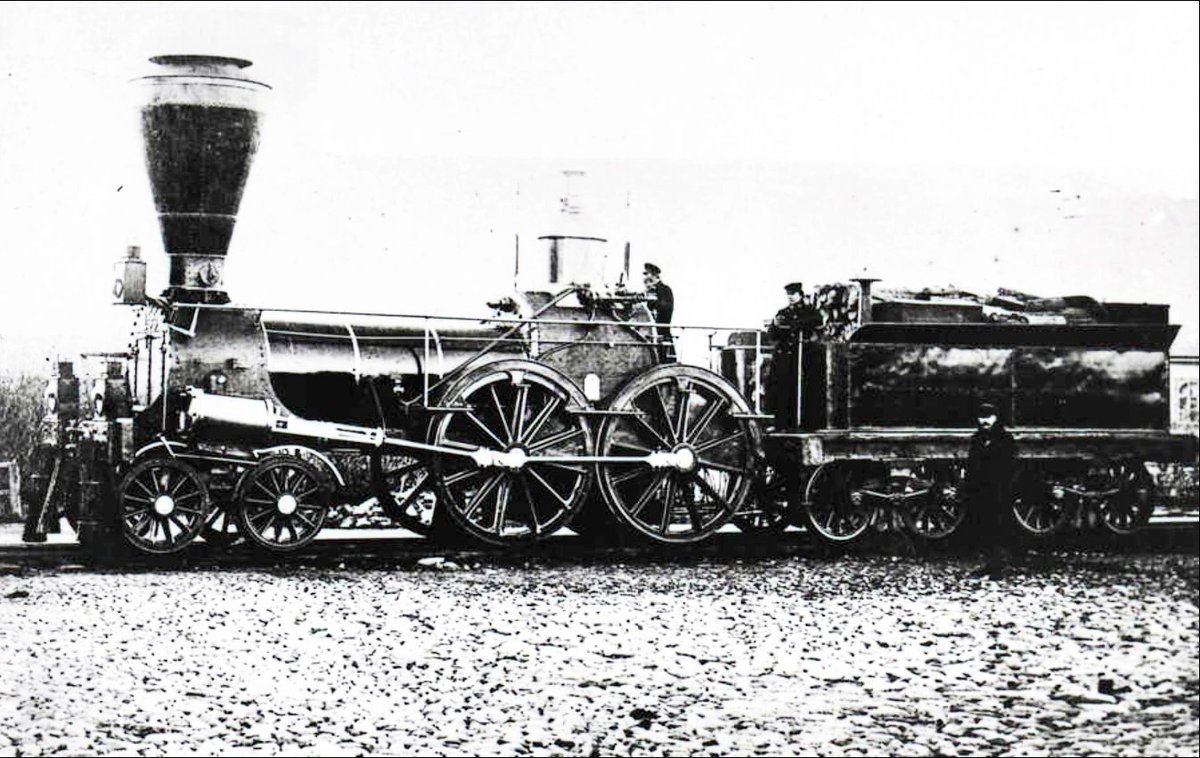 EnglishMow's tweet photo. 1843 Russian Steamer Bv 2-2-0. 34 Bv 2-2-0 steamers were built from 1843 till 1848. They remained in service until the 1890s. Its open cabin did not help much during the harsh winters on the Trans-Siberian Railroad. #steamer #паровоз #bv220 #бв220 #rail #жд https://t.co/VKPRvk5HFo