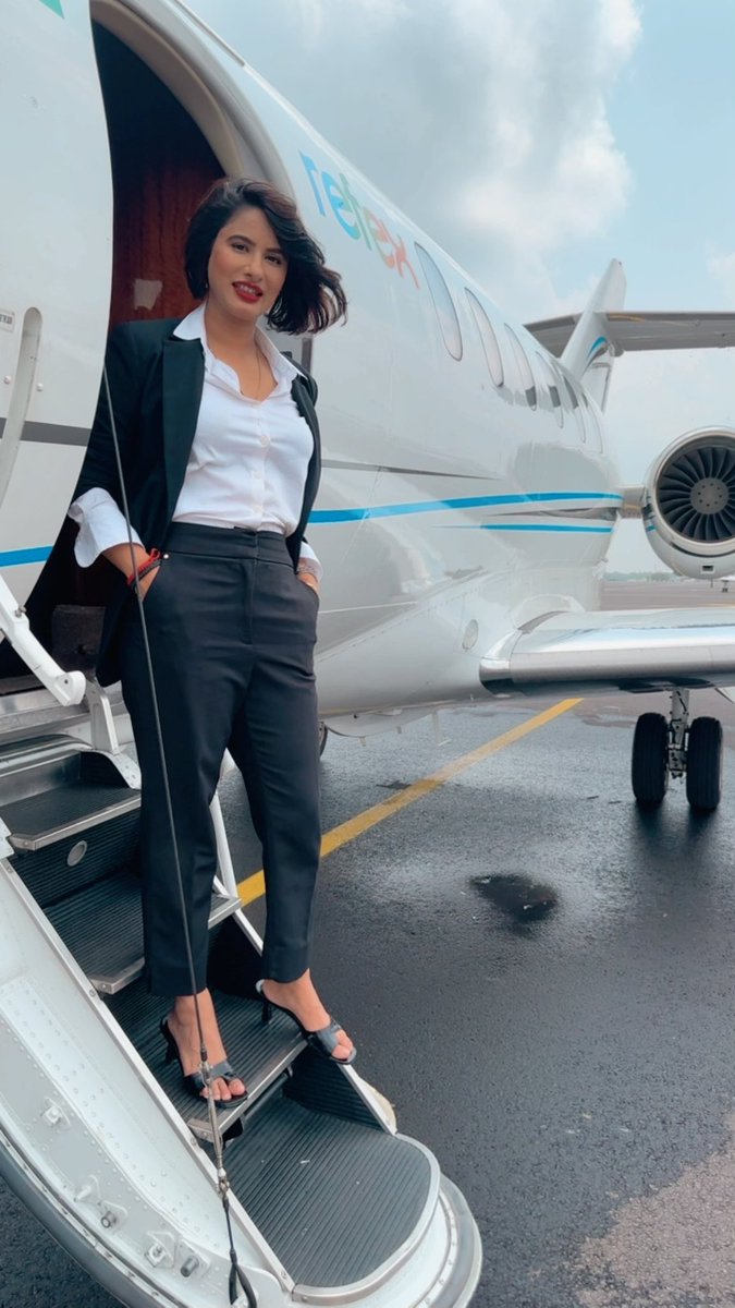 DjGouri's tweet photo. Just Me & My Second Home ✈️🖤
.
.
#djgouri #flyingcrew #privatecharter #flyinghigh https://t.co/NYGvGc0Eju