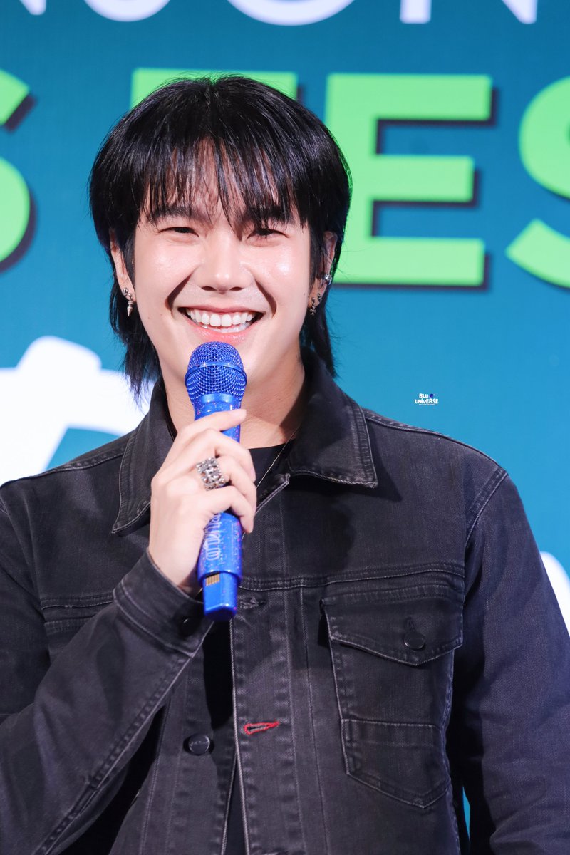 หล่อคับหล่อ

Build Wearing Denim
220924 #RBSJackRusselXBuild
<a href="/JakeB4rever/">BIU.</a>