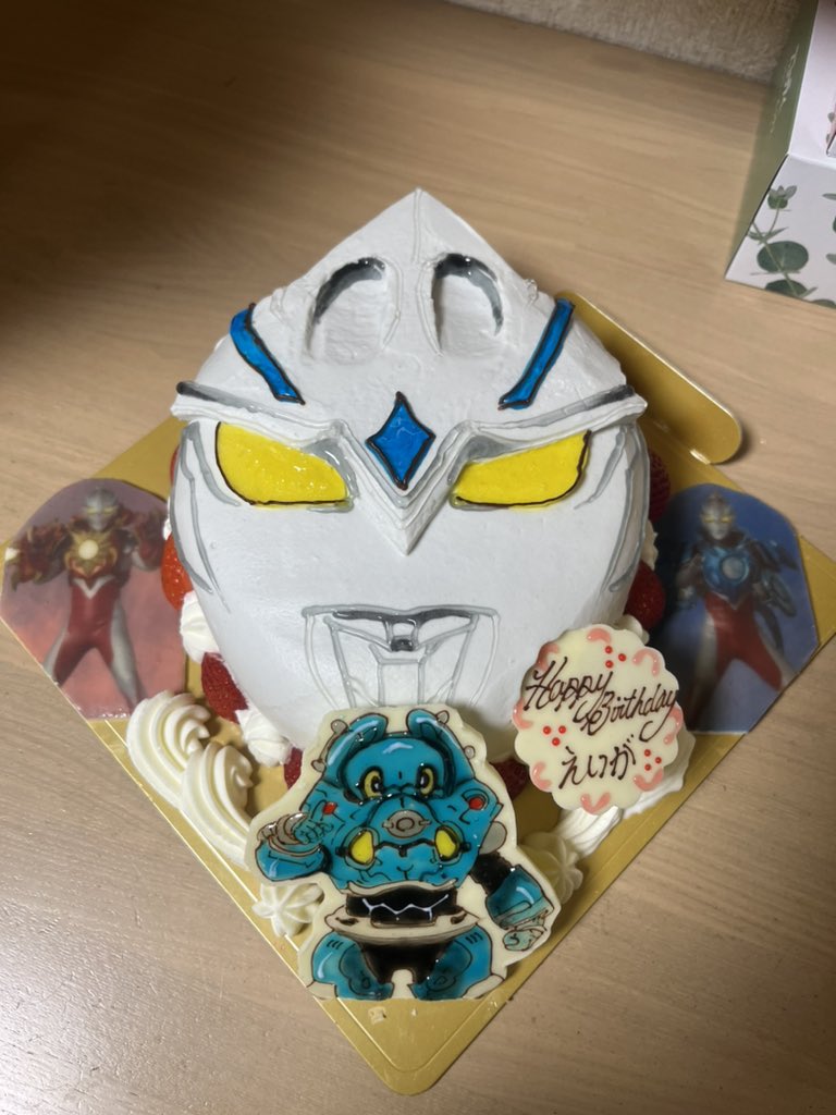 99s_fmk's tweet photo. 息子氏の誕生日ケーキ🎂 https://t.co/Gfp7N8zKPX