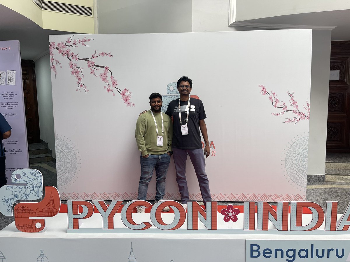 anjanesh's tweet image. With my former manager from @AppliedDataFin at #PyConIndia2024
