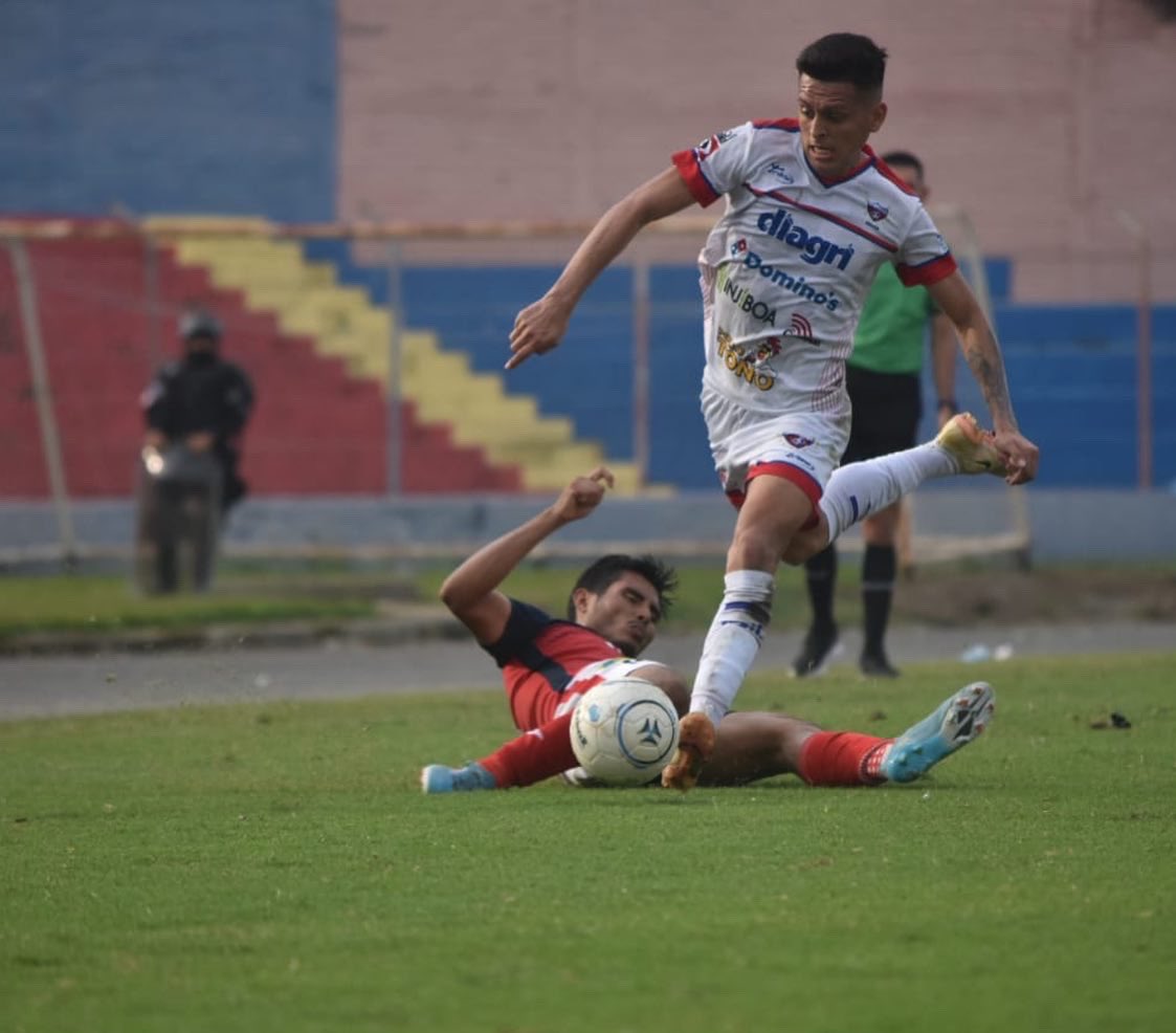 Felices 101 años de historia <a href="/firpo_oficial/">Club Deportivo Luis Ángel Firpo</a>