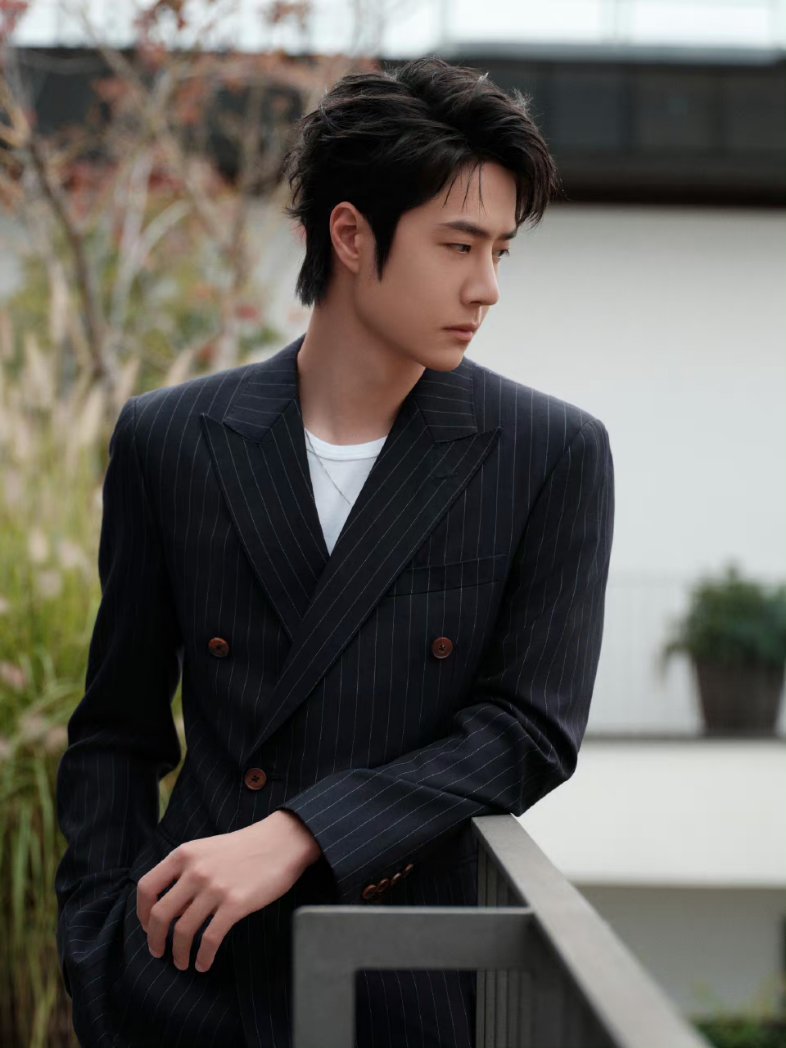 tuanoy_wz's tweet photo. หล่อเหลาราวเทพบุตรสันกรามคือคมบาดใจมากกกกTT

WANG YIBO AT JC WORLD MFW25
#YIBOxJimmyChooMFWSS25
#JimmyChoo @jimmychoo
#MFWSS25 #MFW
#MilanoFashionWeek
#MilanFashionWeek #WangYibo https://t.co/cStGM1Zp5m