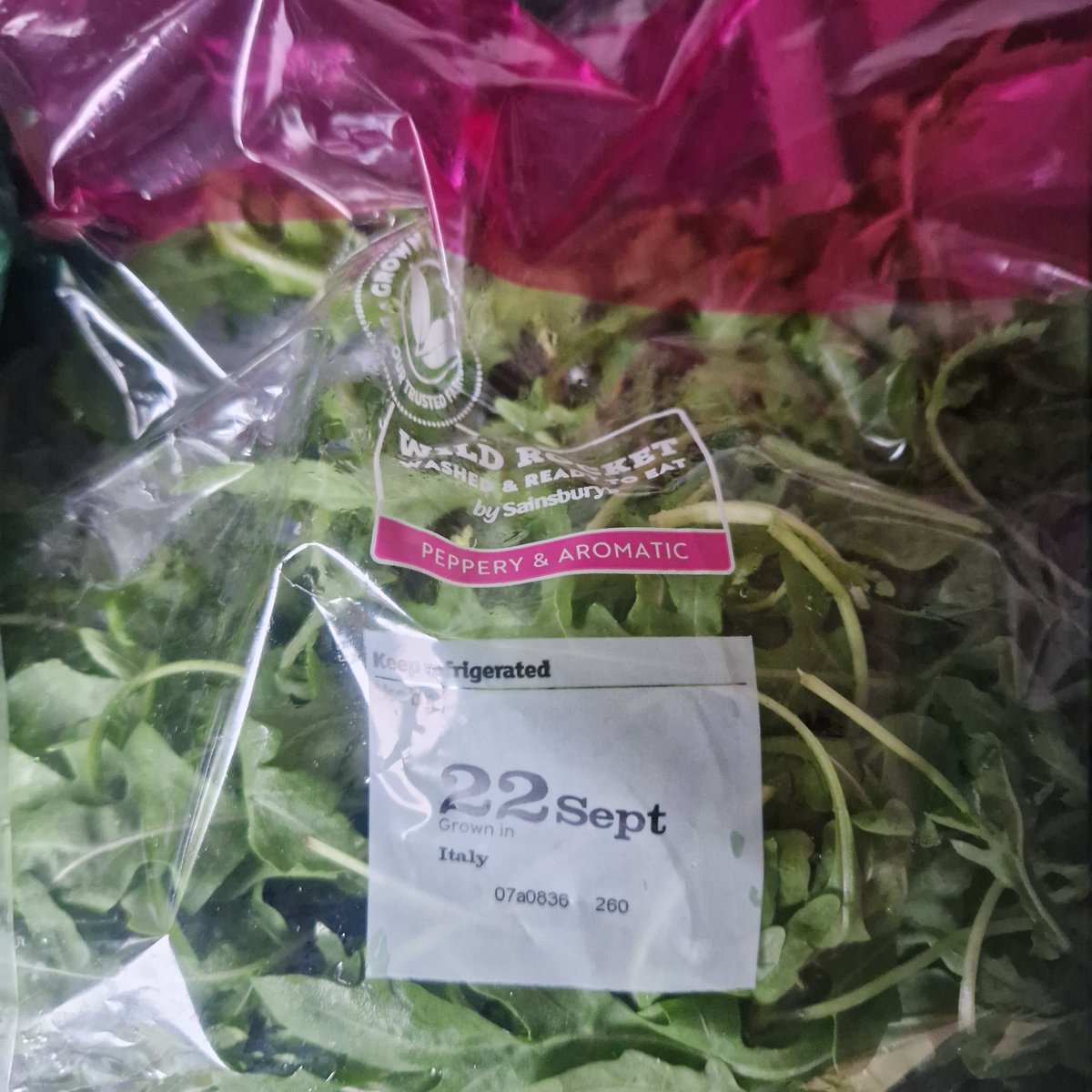 KeithHepburn's tweet photo. Get you shop delivered by @sainsburys for all the fresh food and not marked short shelf life https://t.co/EJ98Z28Zf9