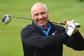 BFC_ExPlayers's tweet image. Happy 67th Birthday today to former Pool right-back &amp;amp; top fella .... Paul Gardner 

Hope you have a great day Paul !
👍😀🎂⚽️🍊⛳️🏌️‍♂️

#TopMan 
#GreatSupporterOfOurFPA 
#LovesHisGolf