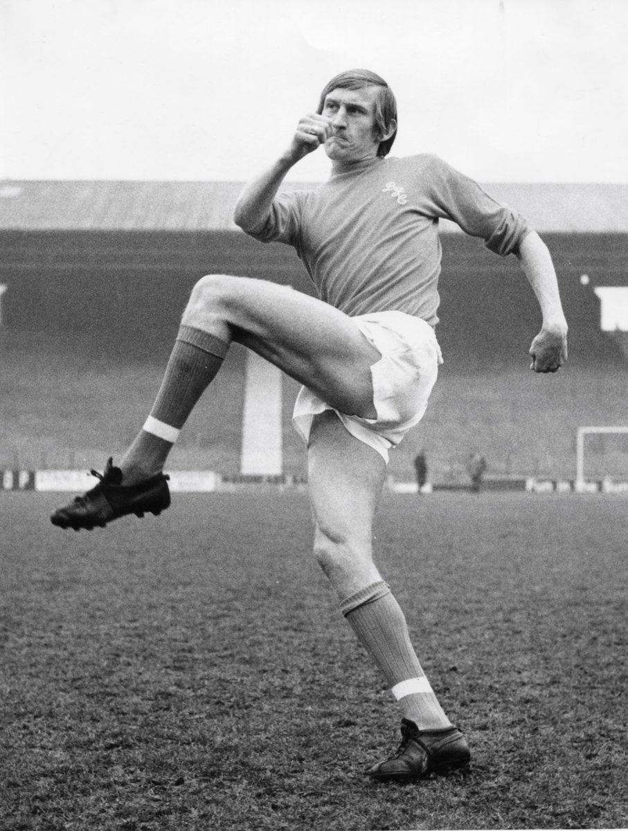 BFC_ExPlayers's tweet image. Happy 77th Birthday today to former Pool left winger .... Tommy Hutchison 

Hope you have a great day Tommy !
👍😀🎂⚽️🍊🏴󠁧󠁢󠁳󠁣󠁴󠁿

#TopMan 
#WhatAPlayer 
#LovedPlayingForThePool