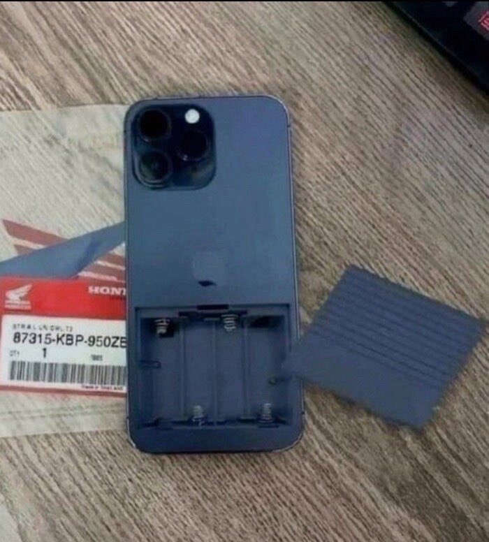 ถอยไอโฟน 16 มาแล้ว