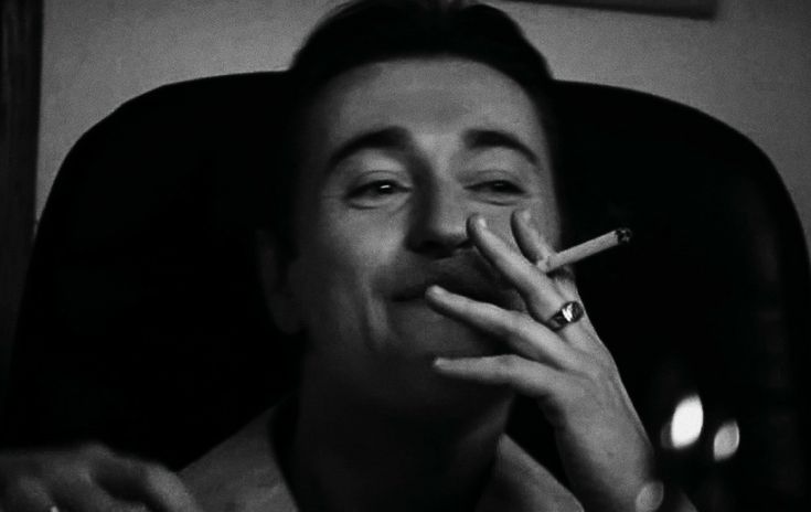 нас дьявол покинет и бог отвернется.
сломается хрупко бессильная сталь.