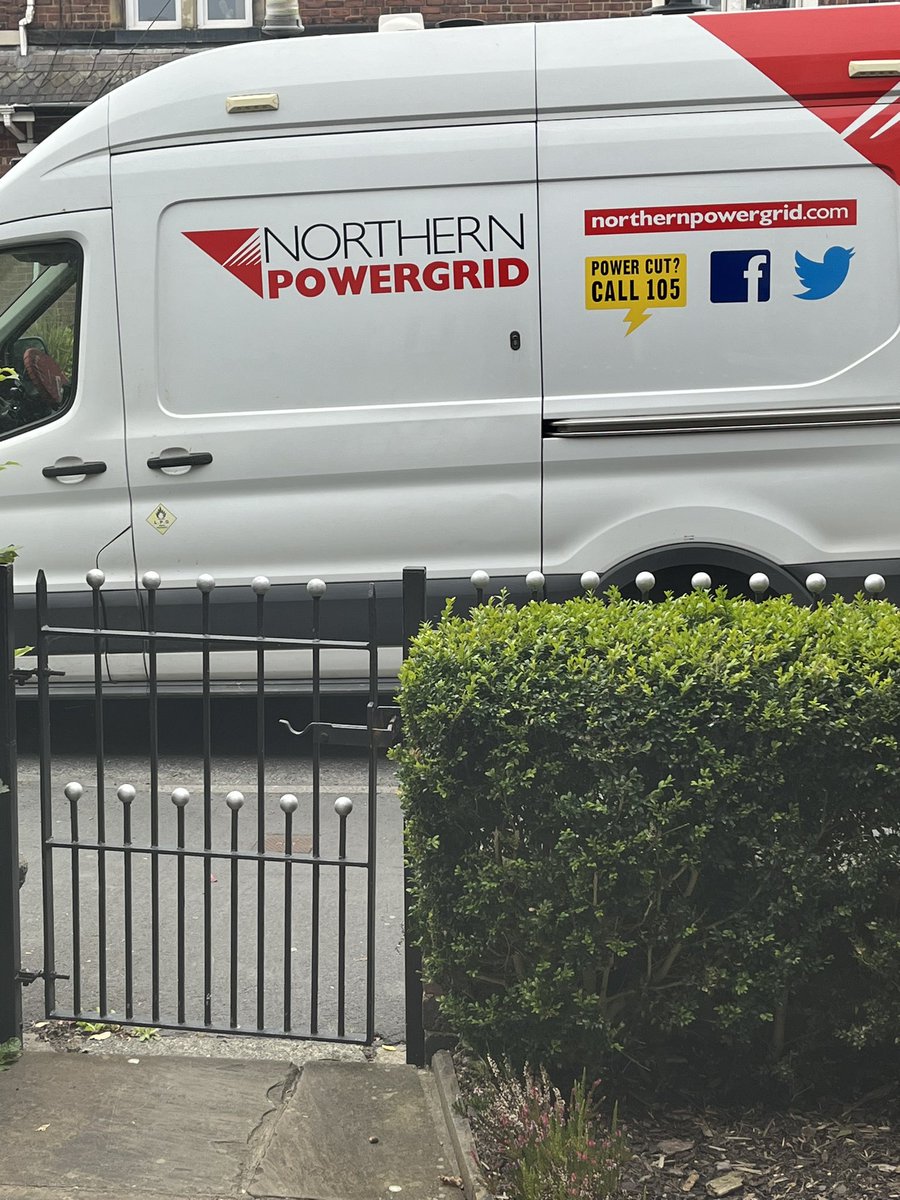 gemma_brier's tweet photo. @Northpowergrid absolutely sick of this bloody van parking outside my house!!! There are literally spaces outside his own house!! Tell him to MOVE THIS VAN!! It is there for days at a time!!! Stonefall Avenue Harrogate!! PLATE-LD19 LTU https://t.co/F6APU1akNT
