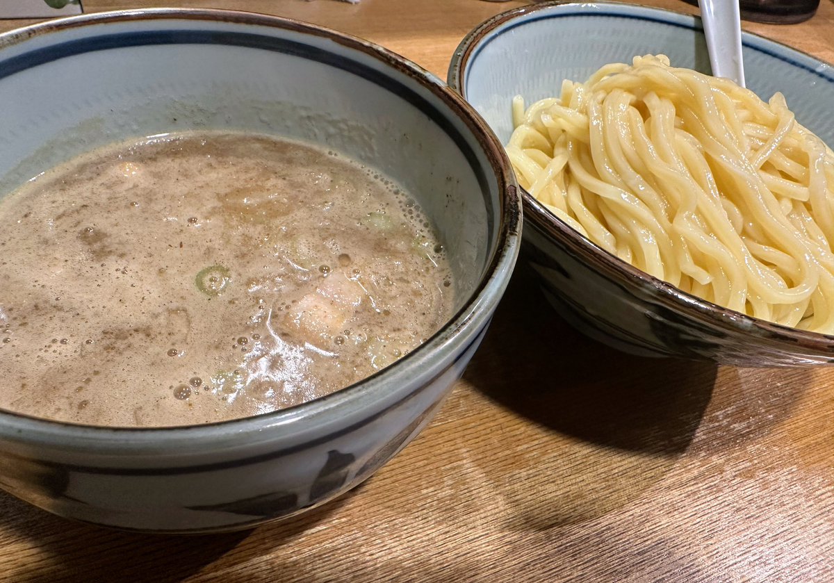 kameguest's tweet photo. メンエス行きたいー！！

お誘い待ってるわけじゃないけど、行きたいタイミングや休日がセラピさんと合わないと行けないなんて悲しくない？(｡•́ - •̀｡)ｼｭﾝ
最近行けないもどかしさでX見てると行きたくなるんでX放置気味です笑

とりあえず今日行ったラーメン🍜置いときます。 https://t.co/Ufn2FldyH1