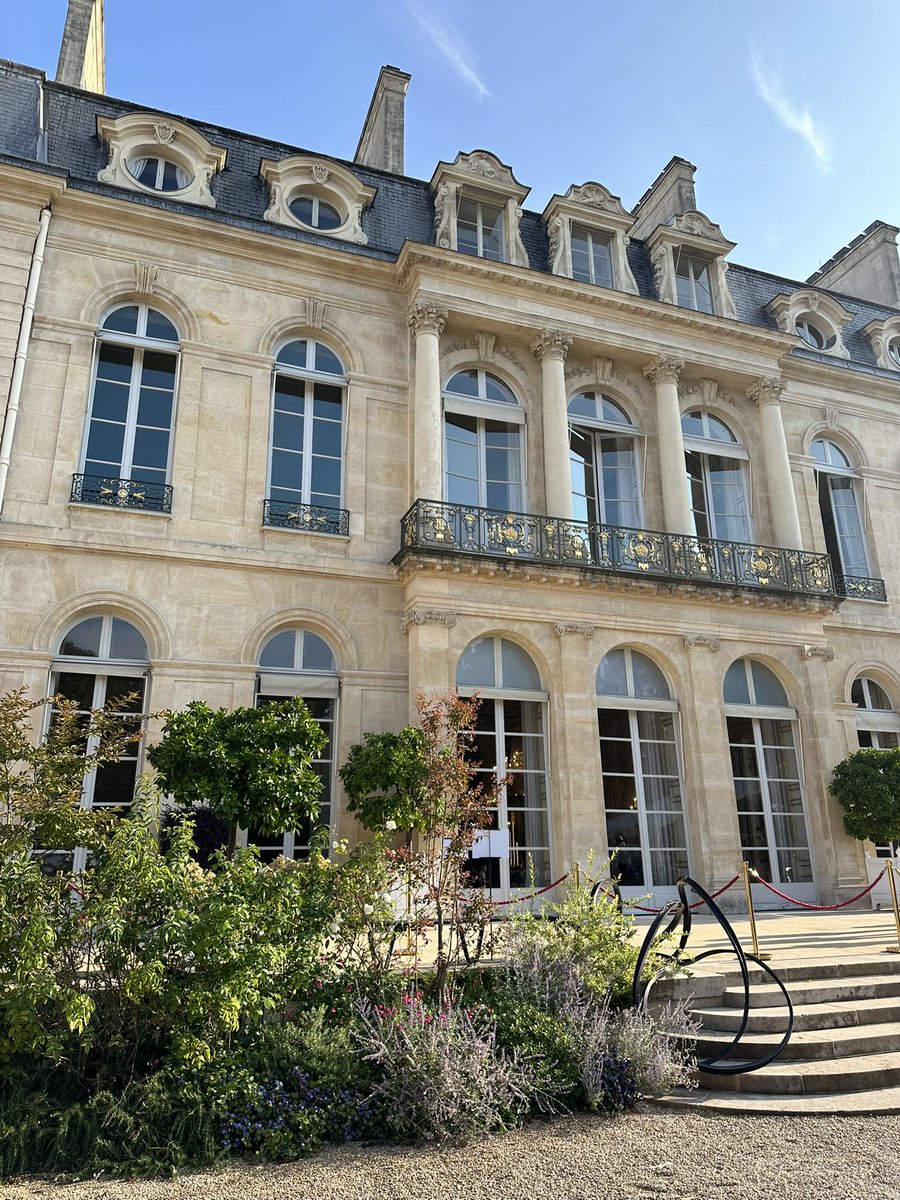 Julia Thebault--Laurier tweet media