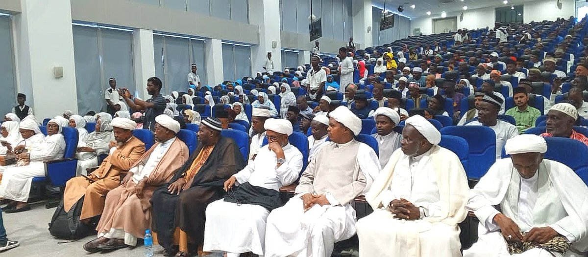 ahmadiyya_sl's tweet photo. Seerat-un-Nabi Conference organised by the Islamic Forum Organisation for Peaceful Co-existence on 16th September 2024. Musa Mewa sahib, Ameer Jama'at Ahmadiyya Sierra Leone chaired the event. #Ahmadiyya #islam #Muhammad #SeeratUnNabiConference #RasoolAllahSAW #sierraleone https://t.co/C5FZEqmYw0