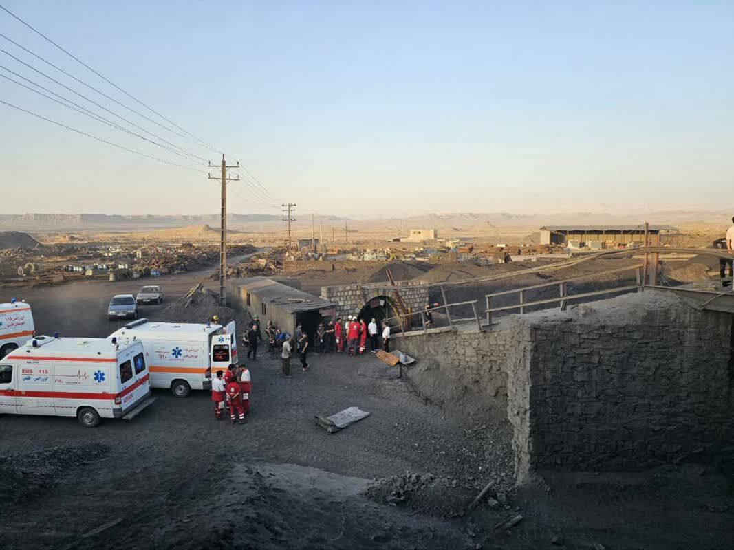 factsprime35's tweet photo. Methane explosion kills 51 at Iranian mine in Tabas.
President orders investigation, vows action against responsible parties.
Rescue efforts underway. Thoughts with affected families.
#IranMineDisaster #Tabas #MiningTragedy https://t.co/2EZkpOYcrL