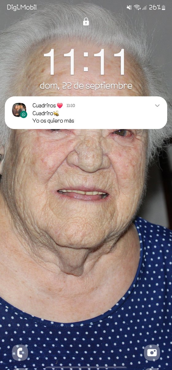 ArantxaLoFe's tweet photo. La captura de pantalla más bonita de mi vida.
@Mery_One 
🐝 👵🏻✨️ 11:11 https://t.co/UNu26nNHjB