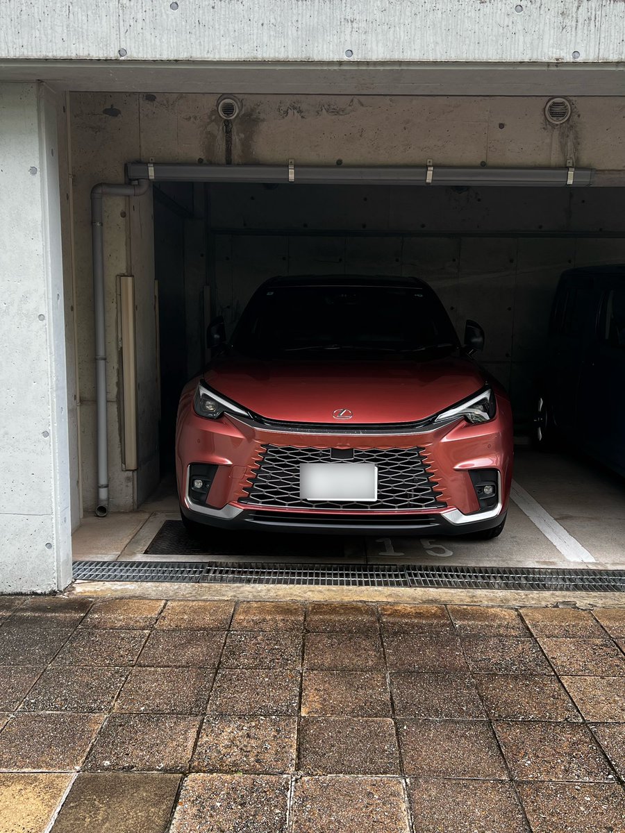 30Cx30's tweet photo. 界隈の皆さま、お騒がせしましたが、本日無事納車できました。CX30ありがとう。LBXよろしくね。
#CX30 
#mazda 
#lexus https://t.co/TgOQ8ZVuur