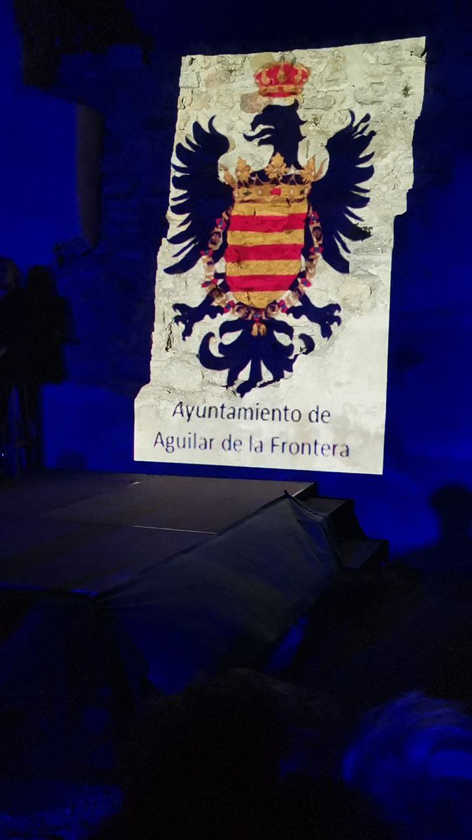 EnriqueSantiago's tweet photo. 🍷🎶 Ayer asistí a "Vidarte: vino, vida y arte" en Aguilar de la Frontera.

Un espectáculo de música y cultura, con vinos de la tierra, flamenco y la poesía del gran Vicente Núñez.

Enhorabuena a la alcaldesa Carmen Flores y su equipo por su gran trabajo cultural. https://t.co/jgs1dNL4eN