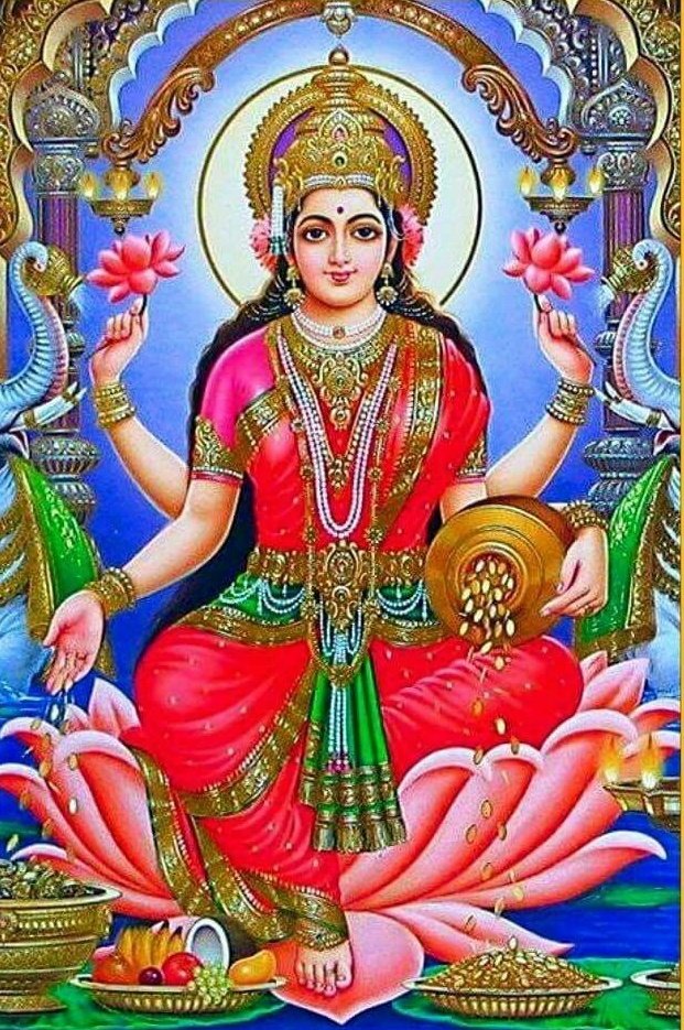 POOJA_JHA777's tweet photo. आदिशक्ति मॉं महालक्ष्मी के दिव्य अलौकिक दर्शन♥️🙏 https://t.co/XSN7klwDs6