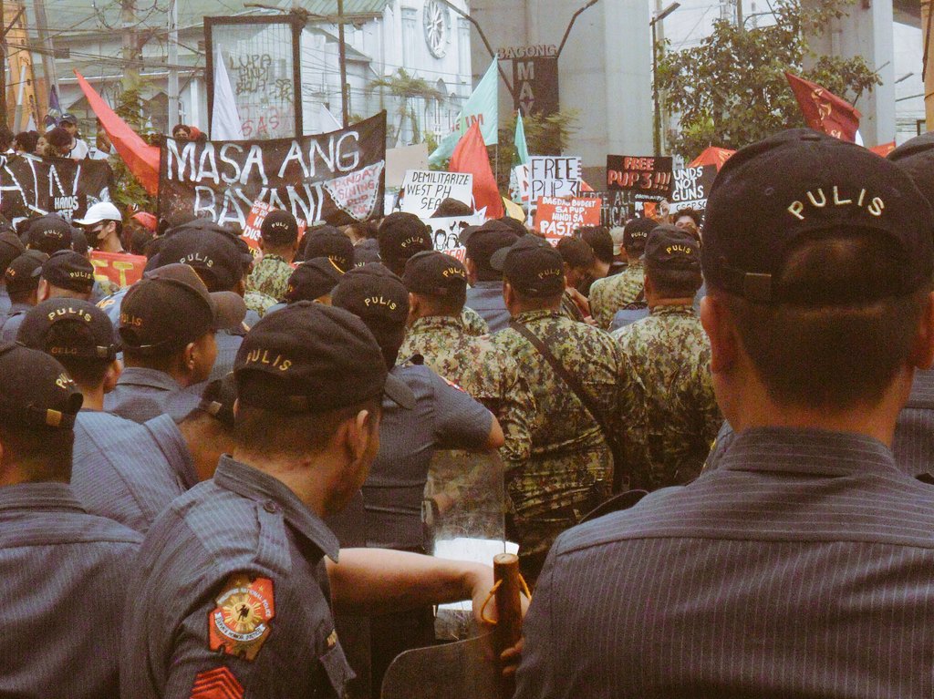 _zxcvs's tweet photo. pitik kahapon https://t.co/tYMpnOuKoN
