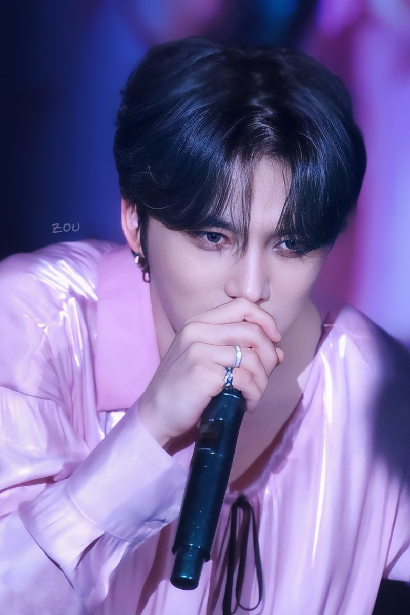 Rong_0215_'s tweet photo. 240921  KIM JAE JOONG ASIA TOUR CONCERT"FLOWER GARDEN" in TAIPEI

誰能逃過這雙眼

#JAEJOONG #金在中 #김재중 https://t.co/SDyQAvoZaV