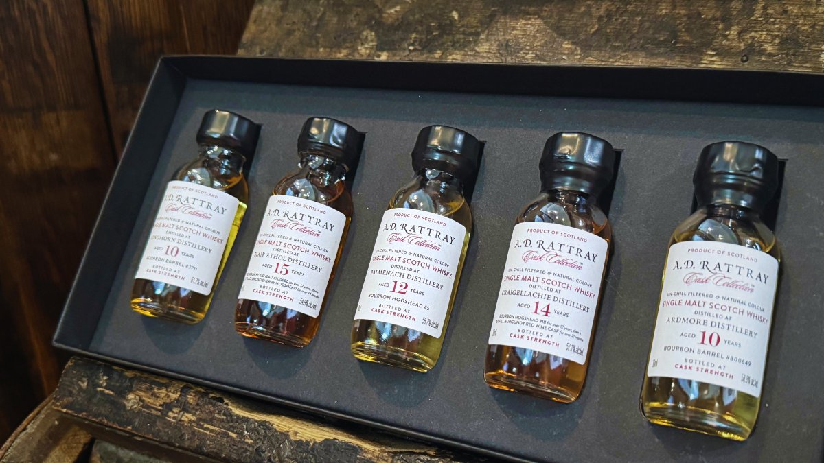 Cask Collection No.74 - Little Dram Sample Set

From our Sample Room to you! Try 5 of the single cask whiskies released in our 74th Cask Collection. Available for UK delivery: bit.ly/4d9tuUB

#adrattray #adrattraywhisky #caskcollection
