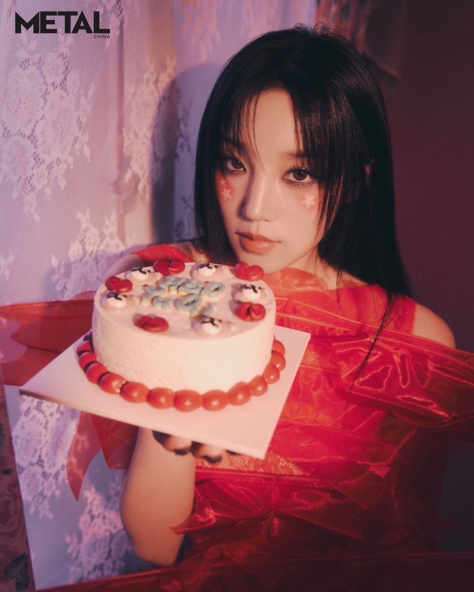 gidle2222's tweet photo. #YUQI x #METALCHINA

#여자아이들 #GIDLE
#우기 https://t.co/5eLUPvScyH