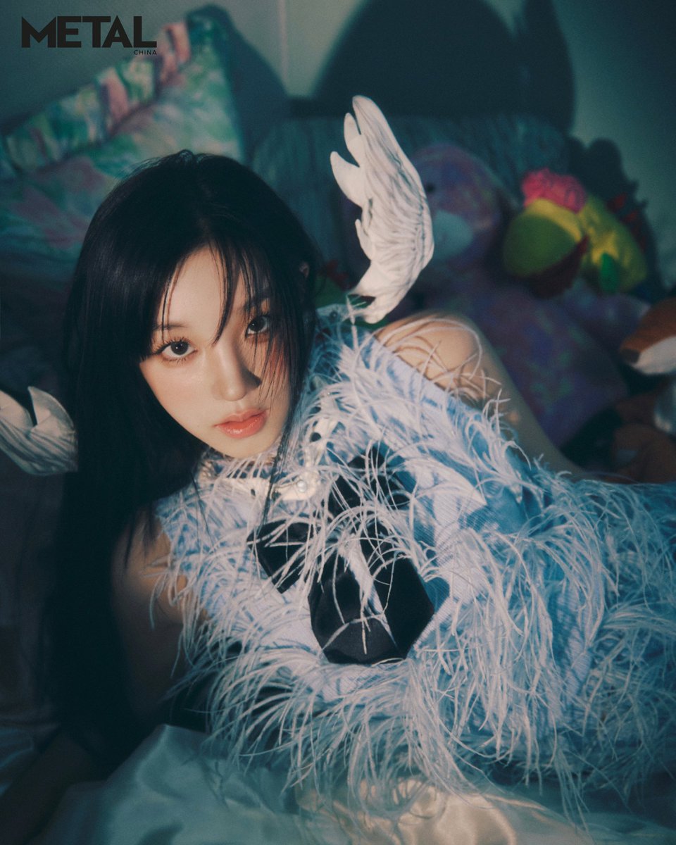 gidle2222's tweet photo. #YUQI x #METALCHINA

#여자아이들 #GIDLE
#우기 https://t.co/5eLUPvScyH