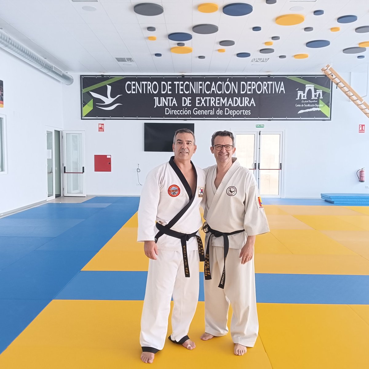 hapkidojohwa's tweet photo. SEMINARIO HAPKIDO EN CÁCERES 
FEDERACIÓN EXTREMEÑA DE TAEKWONDO-DEPARTAMENTO DE HAPKIDO https://t.co/cVSDXi3FZp
