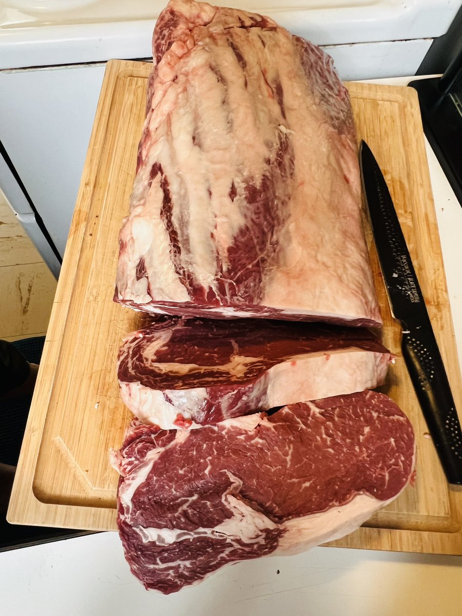 MikaelaVitali's tweet photo. Give me a fatty steak, and I'm set for life! The more fat I eat, the happier I am—full, lean, and with a better mood. This is my secret to staying on top of my game! 🥩🥩👌💪#CarnivoreLife #SteakWins #FatIsFuel" https://t.co/fG4LkKPFie