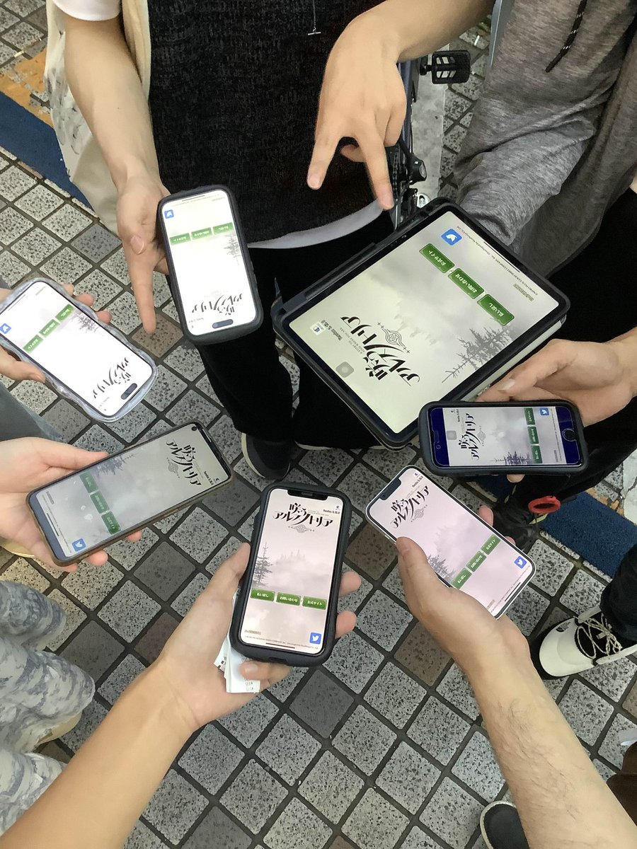 momolaine7's tweet photo. #アルスノ
#咲うアルスノトリア
#すんすん水曜日

咲うアルスノトリア設定資料と物語完結を願う会٩(ˊᗜˋ*)و

とても素敵な物語だったので
再開は贅沢なのでw
設定資料販売と物語完結ノベルをみんなで熱望ーー
お願い（^人^）しまっす https://t.co/17hLd5KH7O
