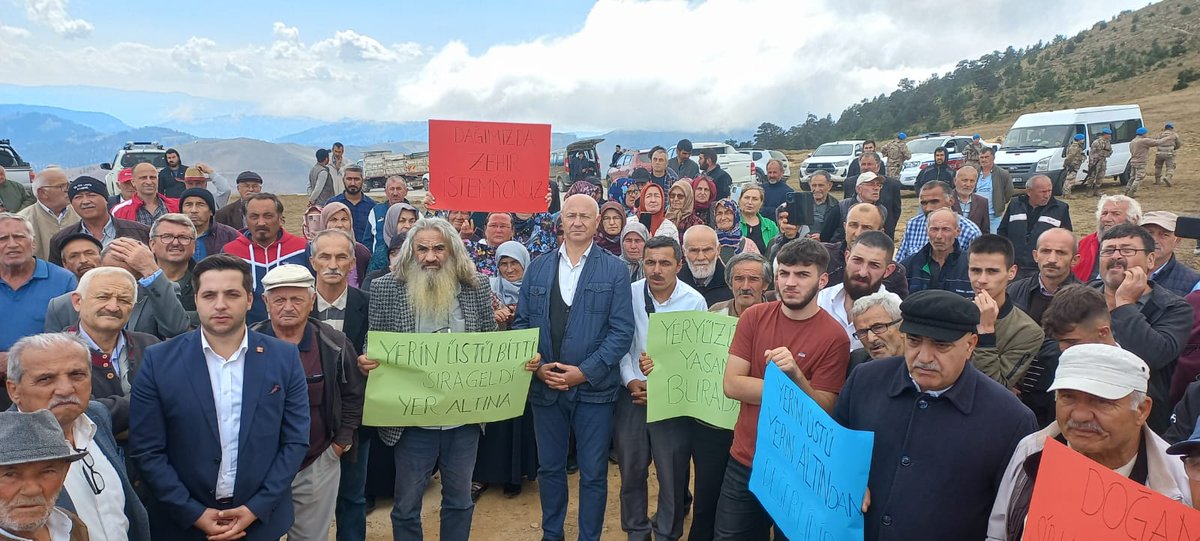 merCEBEC5's tweet photo. Gümüşhane Beytarlası Köyünde Koza Altının Açık madencilik faliyeti ile ilgili Valiliğin verdiği ÇED gerekli değildir kararına bölge halkıyla  itirazımız.
@iyiparti @KucukkayaIsmail @saygi_ozturk https://t.co/LYTNRCtEHj