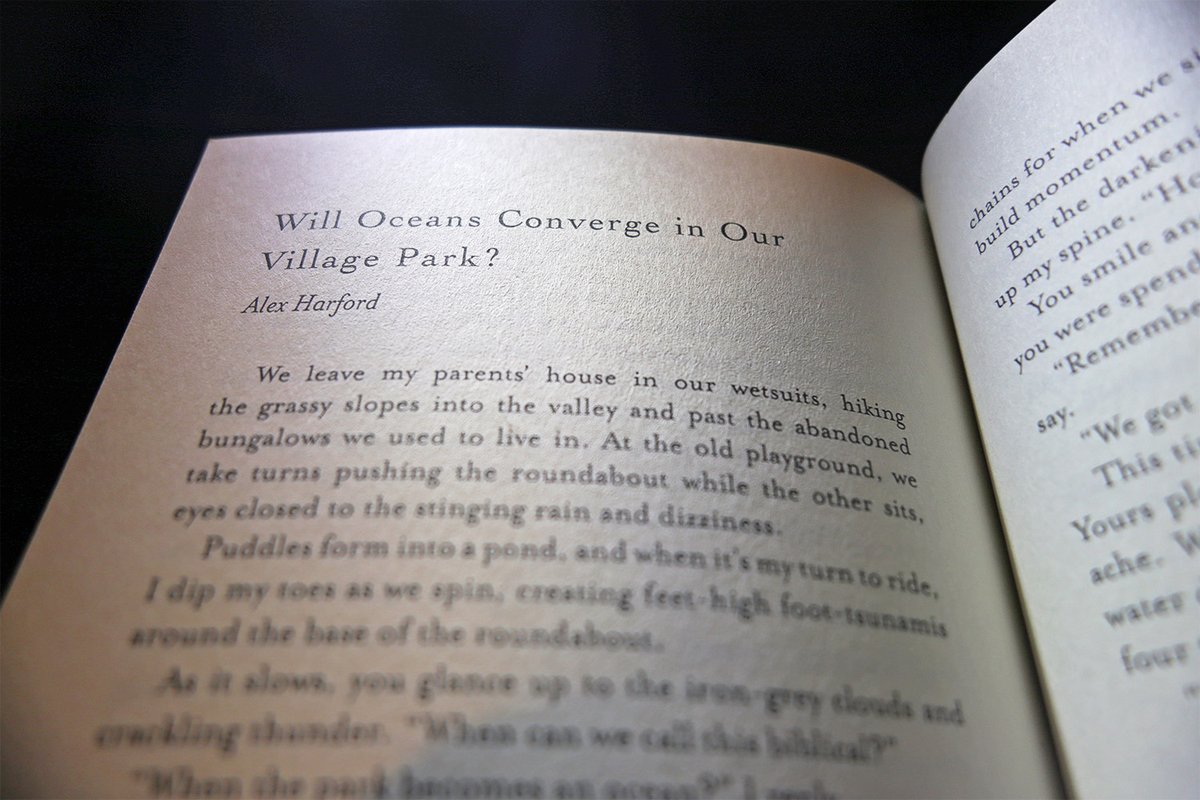 AlexHarford's tweet photo. Parts of UK weather right now is like the setting in my short story "Will Oceans Converge in Our Village Park?" I had to divert due to floods yesterday.

My first short story sale!😃

I was excited to see my byline in print last week in the @LucentDreaming For a Friend anthology. https://t.co/1iybgj1zXK