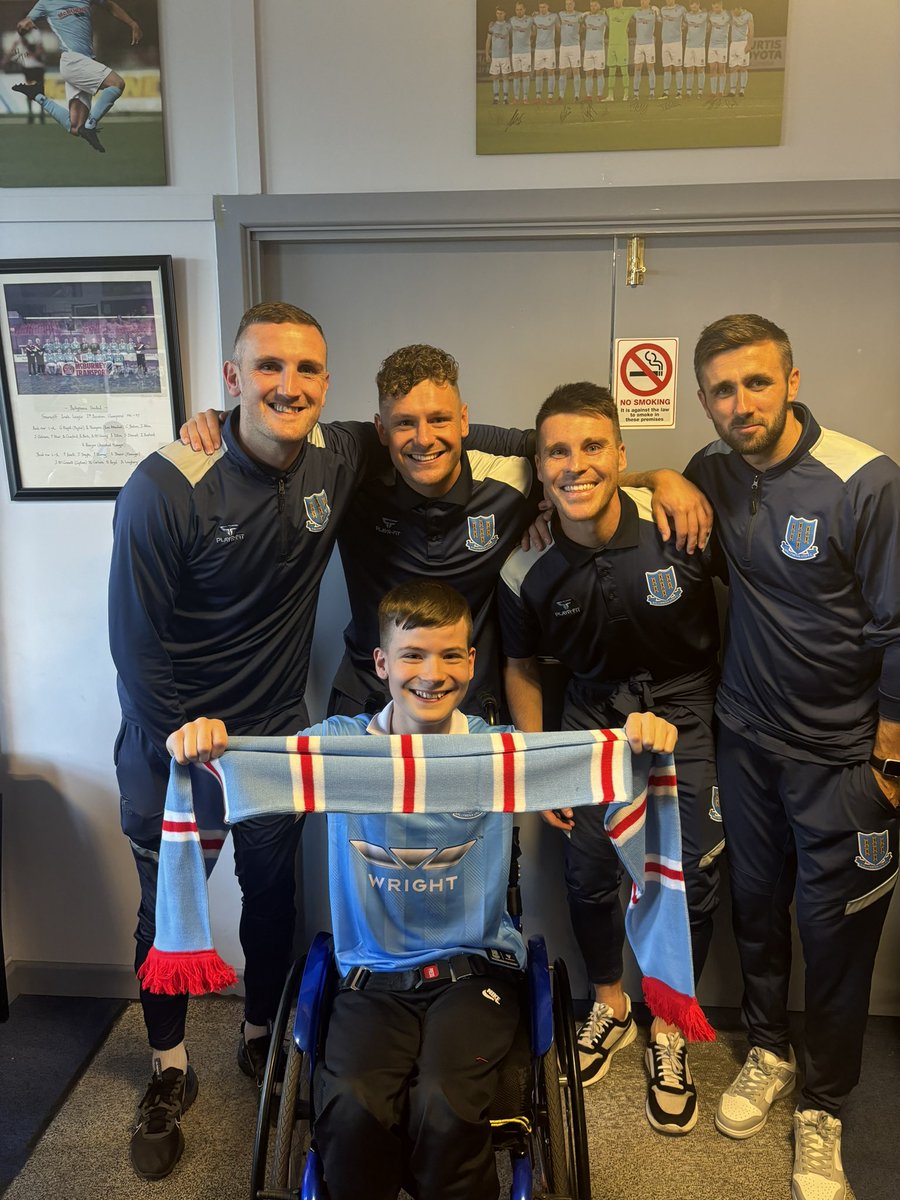 Paul Ross ⭐️⭐️🩵🩵 #shewore tweet media