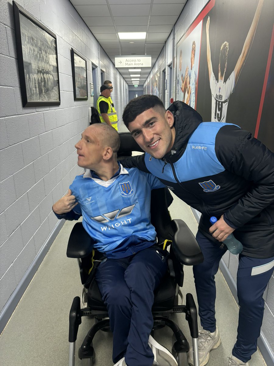 Paul Ross ⭐️⭐️🩵🩵 #shewore tweet media