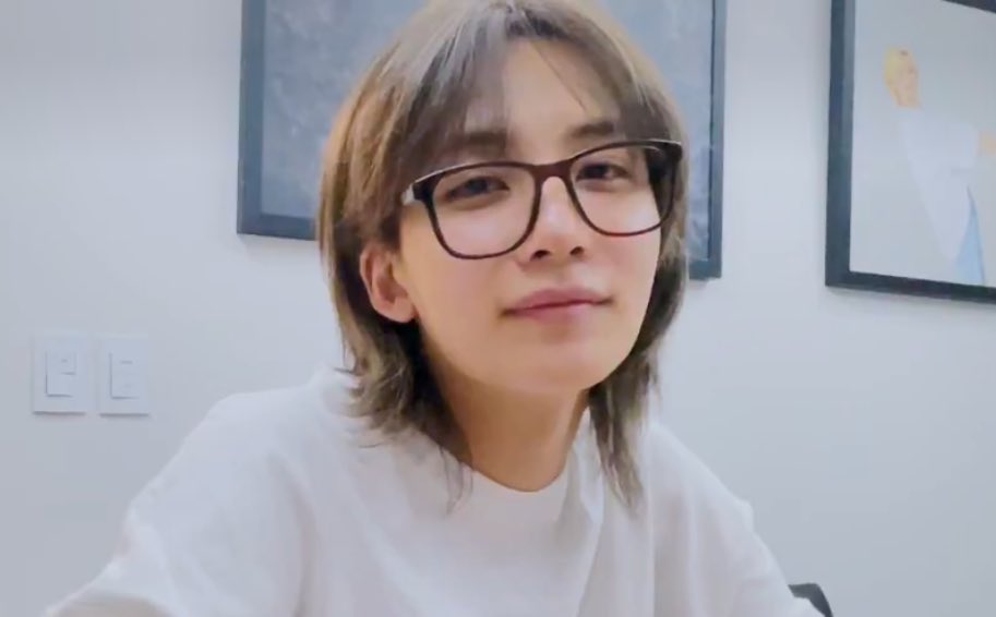 채라 tweet media