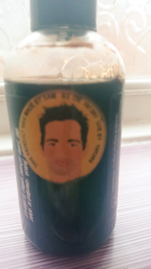 Emily Armstrong tweet media