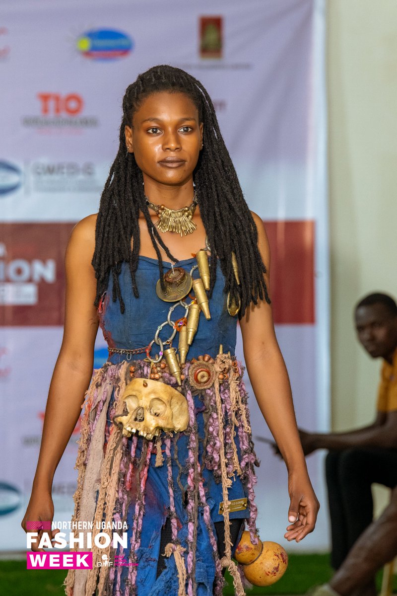 Role Model Foundation (@foundationrole) on Twitter photo This costume from <a href="/OCHOMEDDIELOUIS/">OCHOM EDDIE LOUIS</a> "Give Her, Her Cloth" collection embodies the fusion of Afro Caribbean, drawing inspiration from the iconic movie "Pirates of the Caribbean." It celebrates strength, experience, and respect that warriors command within their ranks.
#NUFW This costume from <a href="/OCHOMEDDIELOUIS/">OCHOM EDDIE LOUIS</a> "Give Her, Her Cloth" collection embodies the fusion of Afro Caribbean, drawing inspiration from the iconic movie "Pirates of the Caribbean." It celebrates strength, experience, and respect that warriors command within their ranks.
#NUFW