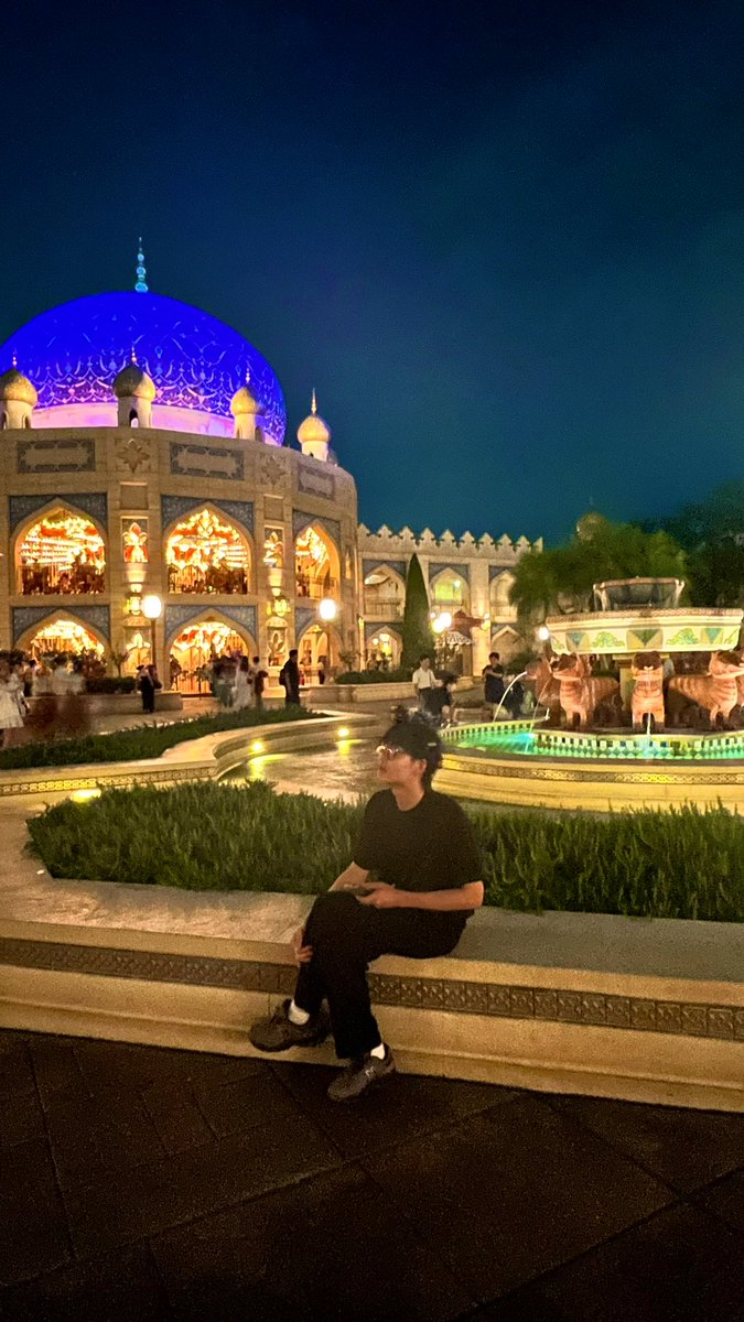 d_qt3apx's tweet photo. 高熱ディズニー🌞 https://t.co/KRfz1mcEYk