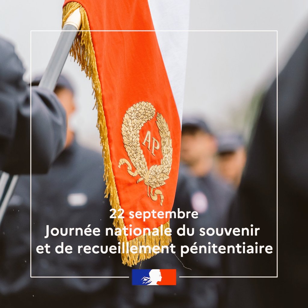 Journée en hommage aux personnels de l'administration pénitentiaire. Une cérémonie émouvante dans la cour d'honneur du centre pénitentiaire de Poitiers-Vivonne en présence du procureur de la République de Poitiers.