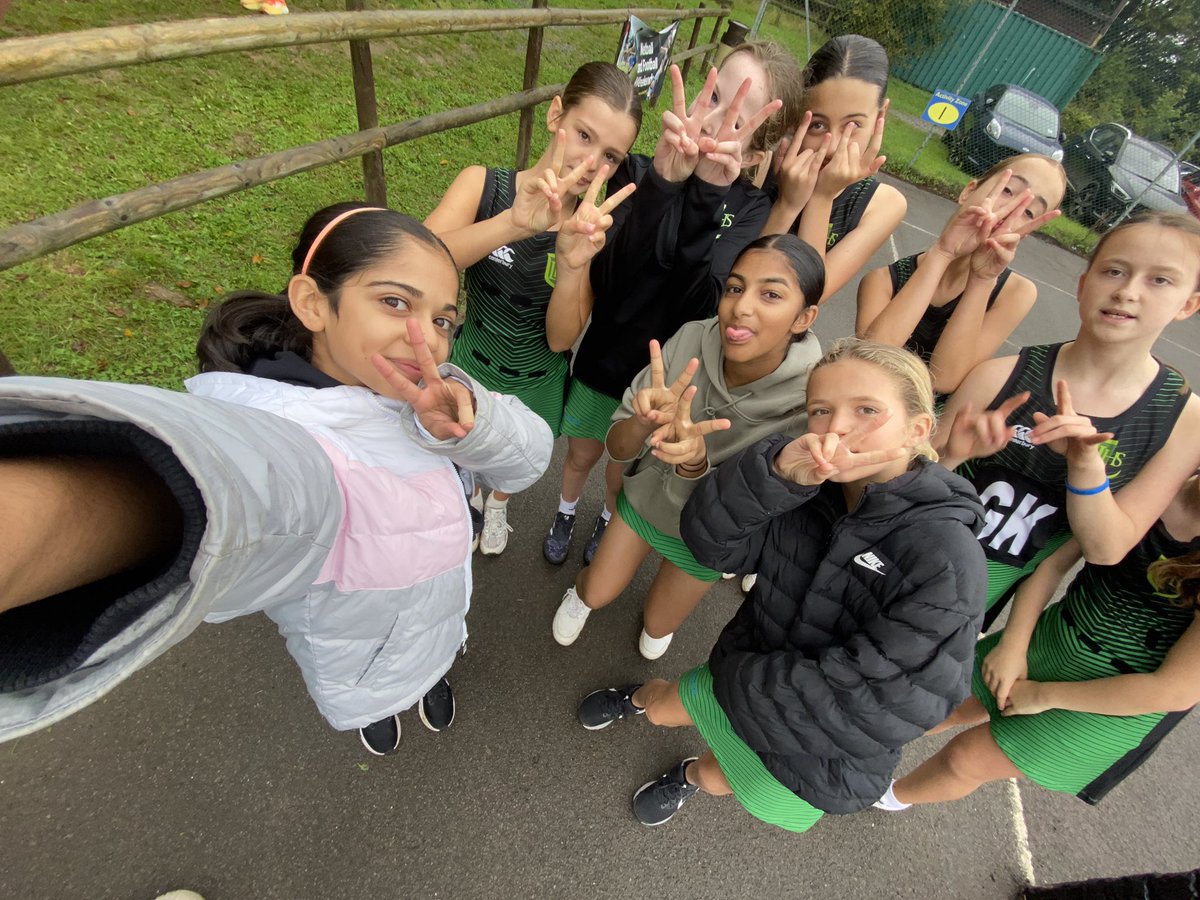 zodscience's tweet photo. Rain isn’t stopping us this weekend! Postponed games won and both teams into the SEMI-FINALS💚 @LuttHigh @HeadofPELutt https://t.co/QWCrf7v3gh