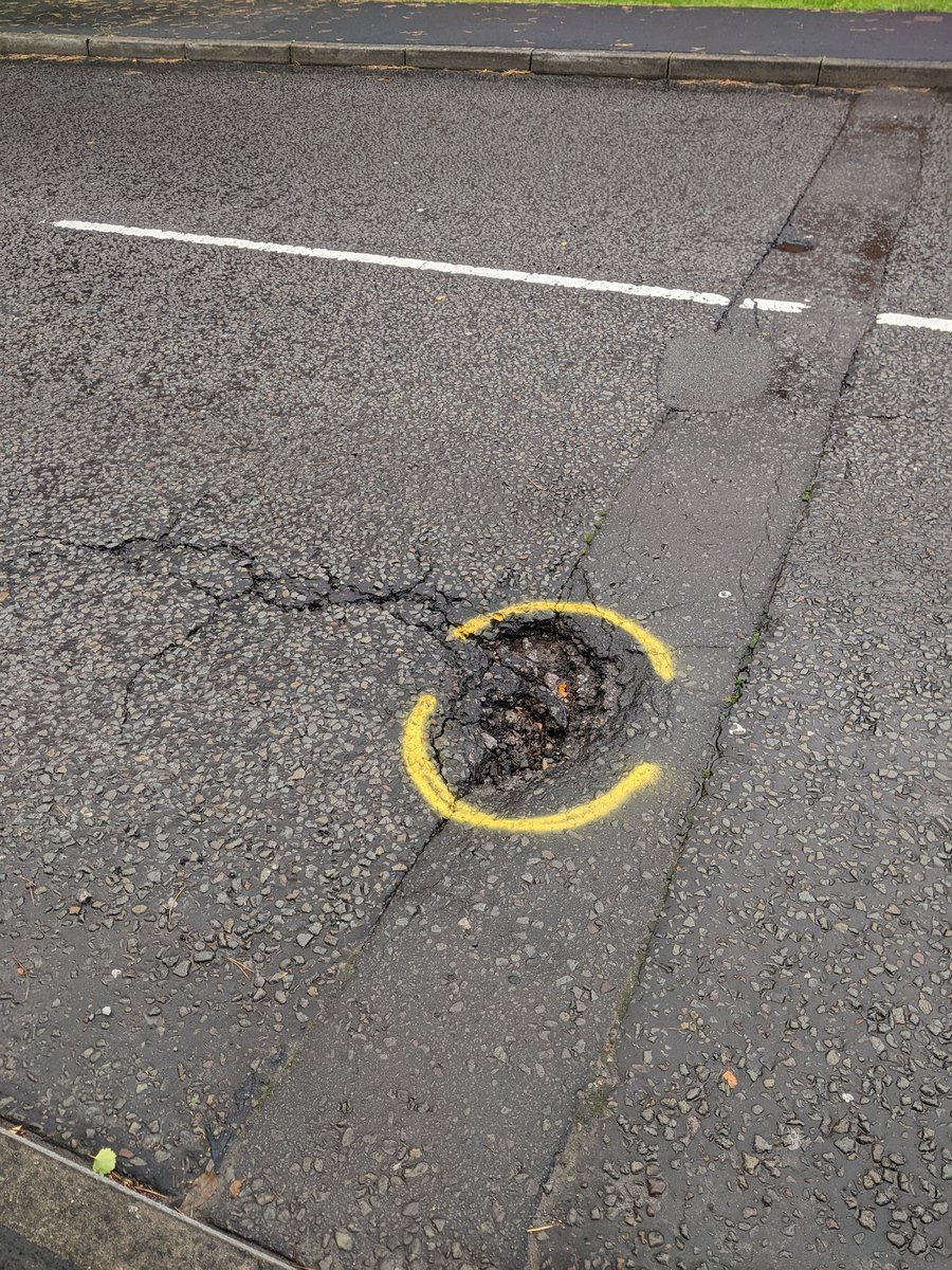 Peter Huw Jenkins tweet media