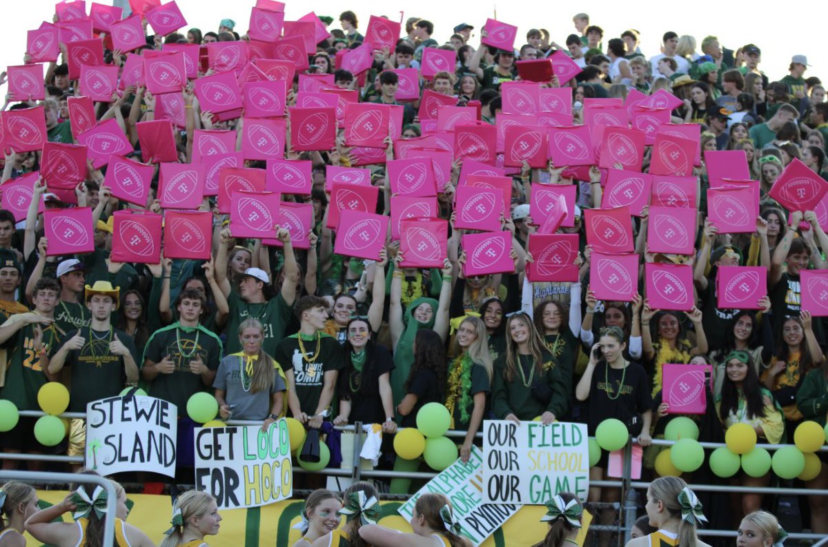 FootballHowell's tweet photo. Hey @TMobileโฆour @HHSSection wanted to say hi! ๐
Thank you to the greatest students ever for your support of this team and our ambitions this season!! ๐๐ฐ๐คฉ๐
#WarriorZone
#HighlanderNation
#Sweepstakes https://t.co/9X3dO8CWyX