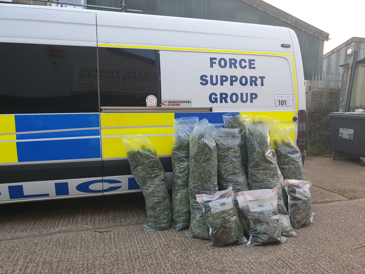 Dorset Police Specialist Operations tweet media