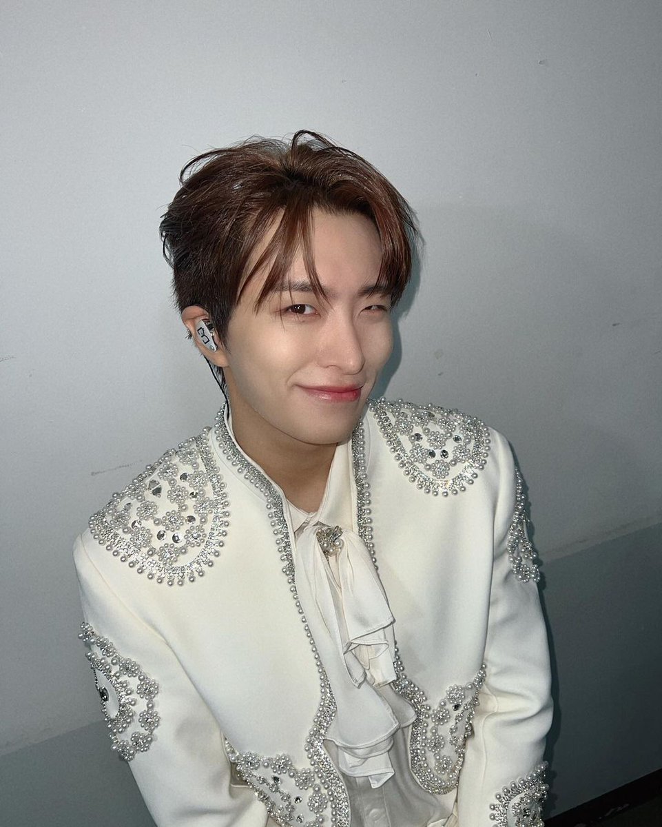 YOUNGJAE_SNS's tweet photo. [🍒] Youngjae IG Post:

🇰🇷#OnceInaDream 마지막!! 정말 행복했어!!!💚💚🐥

🔗 https://t.co/j7O0StZyF6
#영재 #YOUNGJAE #갓세븐 #GOT7 https://t.co/voyp4AFquF