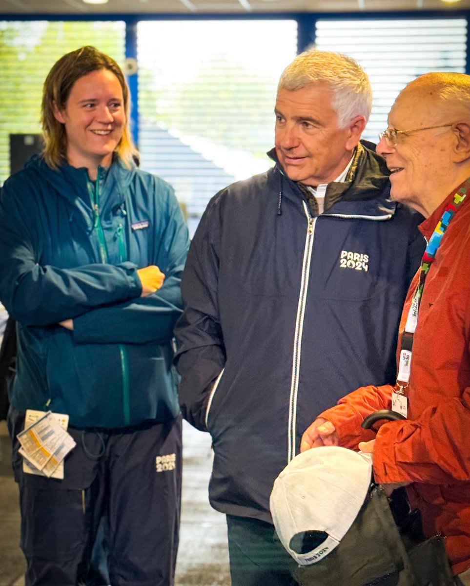 1/2 🤝Joan Antoni Samaranch Salisachs, vicepresident del Comitè Olímpic Internacional @olympics ha visitat avui el Parc Olímpic del Segre en motiu de la Final de la Copa del Món de Piragüisme.