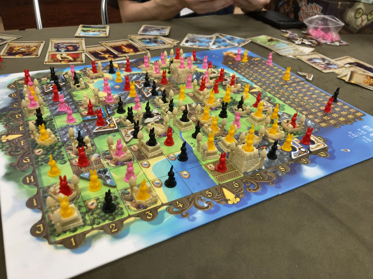 cckuni's tweet photo. 今日は鹿児島ボードゲーム会に参加。3Dカタン、テケン、バニーキングダム、もしも勇者がいるのなら、魔界札(1回)。カタン序盤全く資源が出ず、ダメそうだなと思ったらダメだった。テケン、カードプレイルート取れなかった時点で負け。勇者はふわっとしてた。魔界札触りだけ。ありがとうございました！ https://t.co/FPUPdmv8Gz