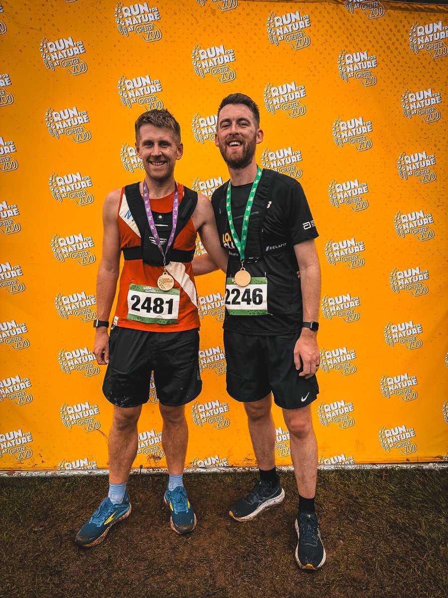 BBulletsRunning's tweet image. Well done to everyone who has been out running and/or walking this weekend - extra kudos to those who have been out in the rain today! 

Congats to our Tissington HM runners Pete &amp;amp; Aaron

Today Matt &amp;amp; Dan avoided Rhinos at the Chester Zoo 10k. Elspeth was runner up at the NW Tri