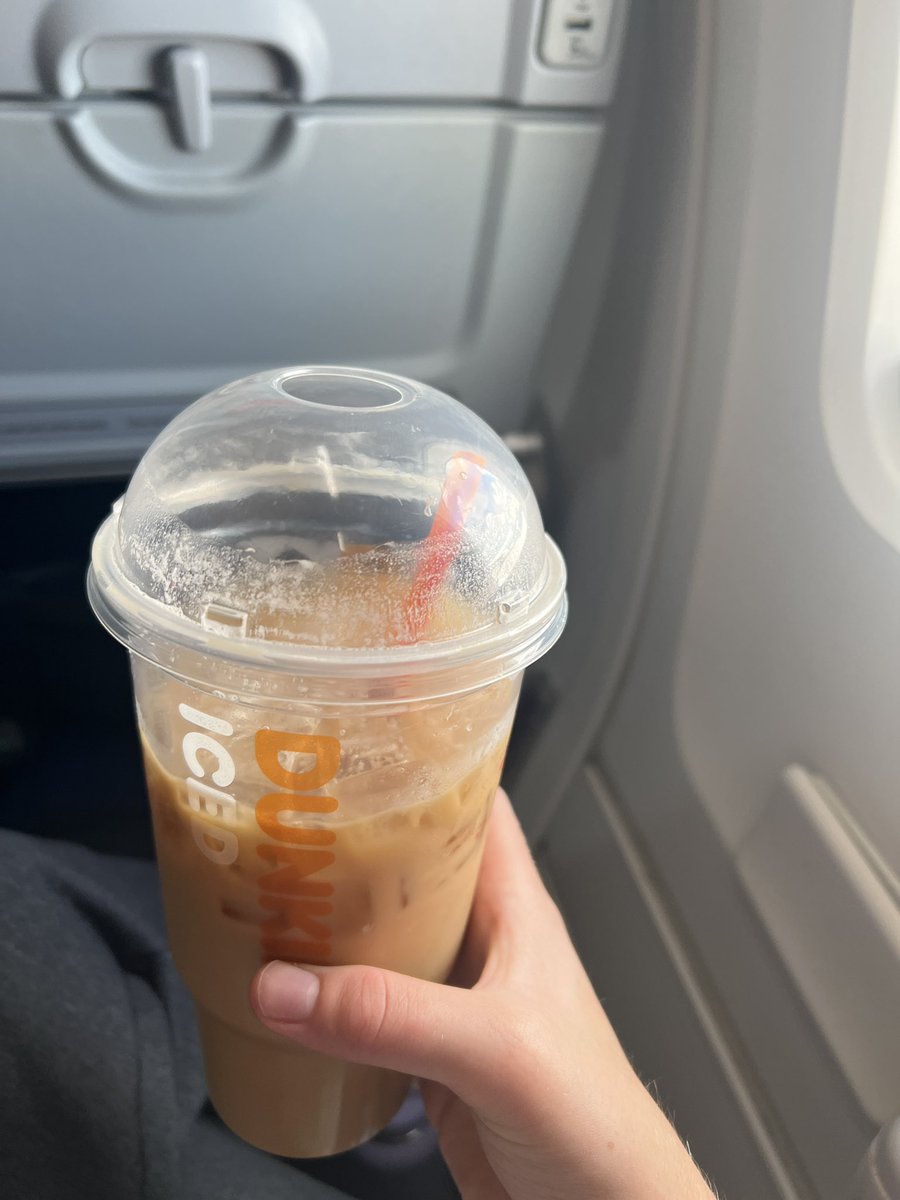 Christine_119's tweet photo. @dunkindonuts for my coffee they gave me this lid for the cold foam but they did not have a straw big enough for my coffee, now I’m struggling to drink it because the straw keeps falling inside my drink and it’s hard to get out. They also told me a large cup was the only option https://t.co/Pgd6U9x5AJ