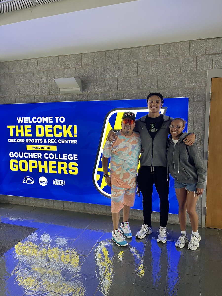 IsaacHoops25's tweet photo. Had a great first ever visit today at Goucher College! Thank you Coach Klingman and the rest of the coaching staff for having me! 💛💙@coachklingman @JFK_Hoops @GoucherMen’sBasketaball https://t.co/xUYK8rjgGw