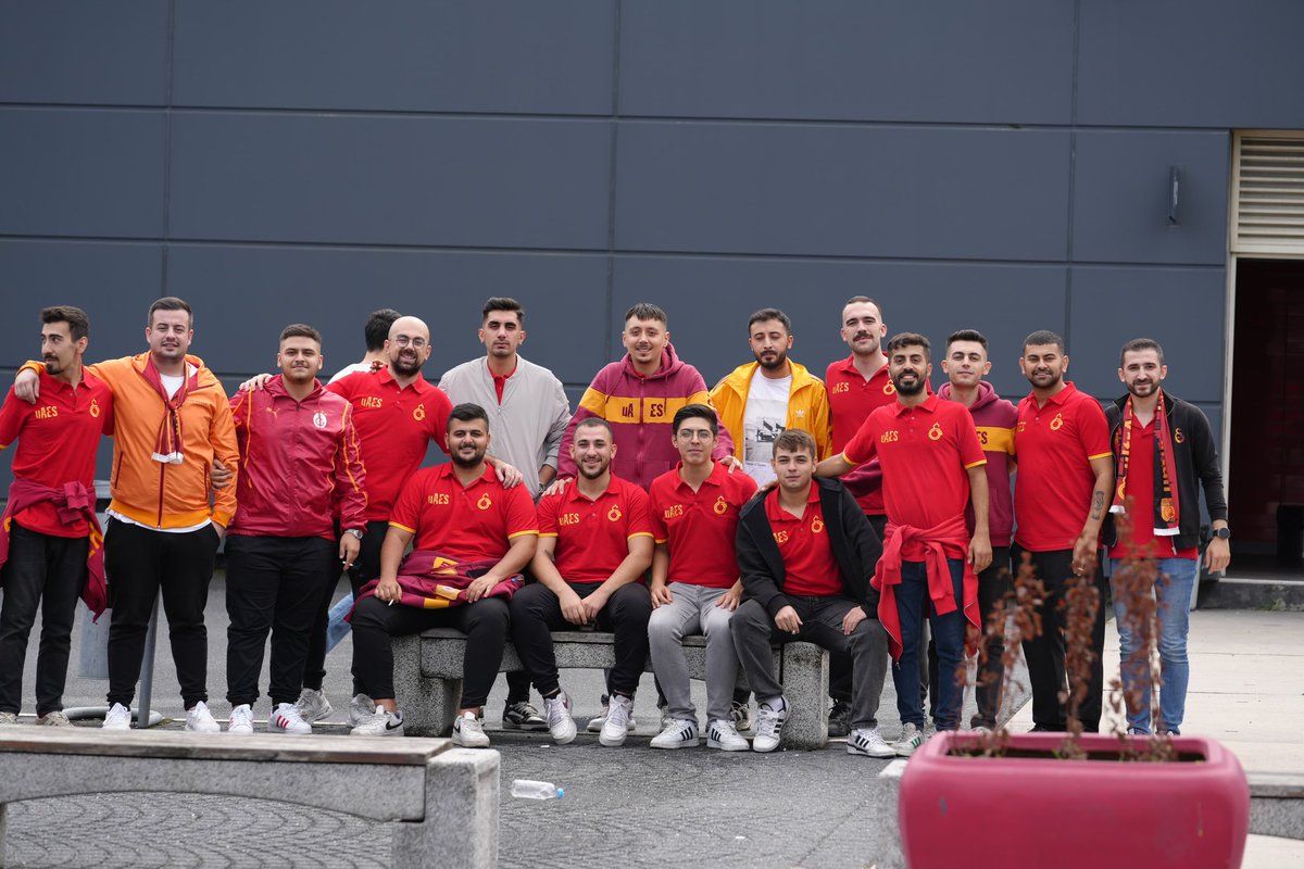 Çerçeveletip duvara asmalık 📸

#uAES #ultraslaneyüpsultan #uAES #galatasaray