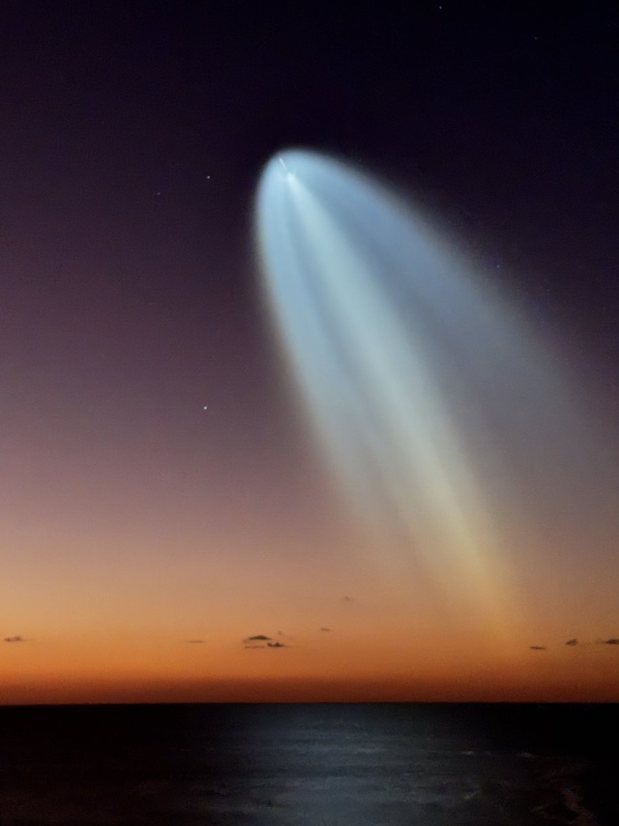 #HRTechConf did not take off like this SpaceX rocket when we started it in 1998. If you're going to the Monday opening, read <a href="/lexymartin/">Lexy Martin</a>'s interview with me about those early days and the late ones when I bolloxed up my retirement. Totally. bit.ly/3N0GpgV